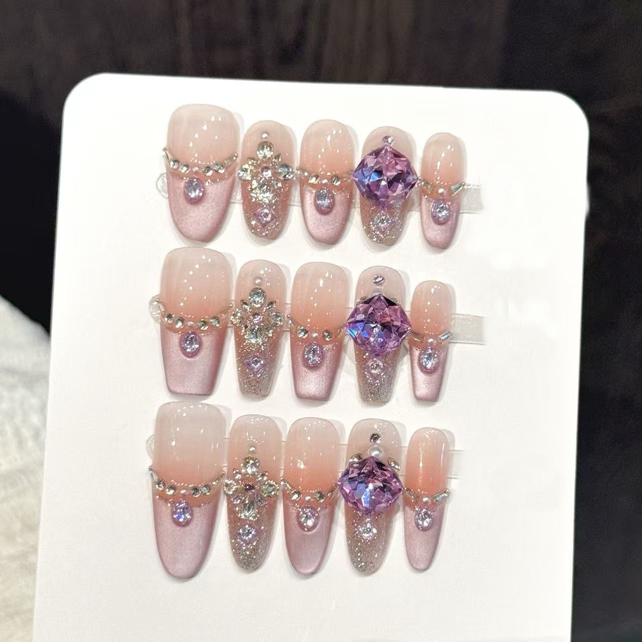 Nail Art Oval - 10 peças de unhas postiças artesanais